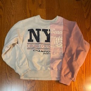 Hollister crewneck